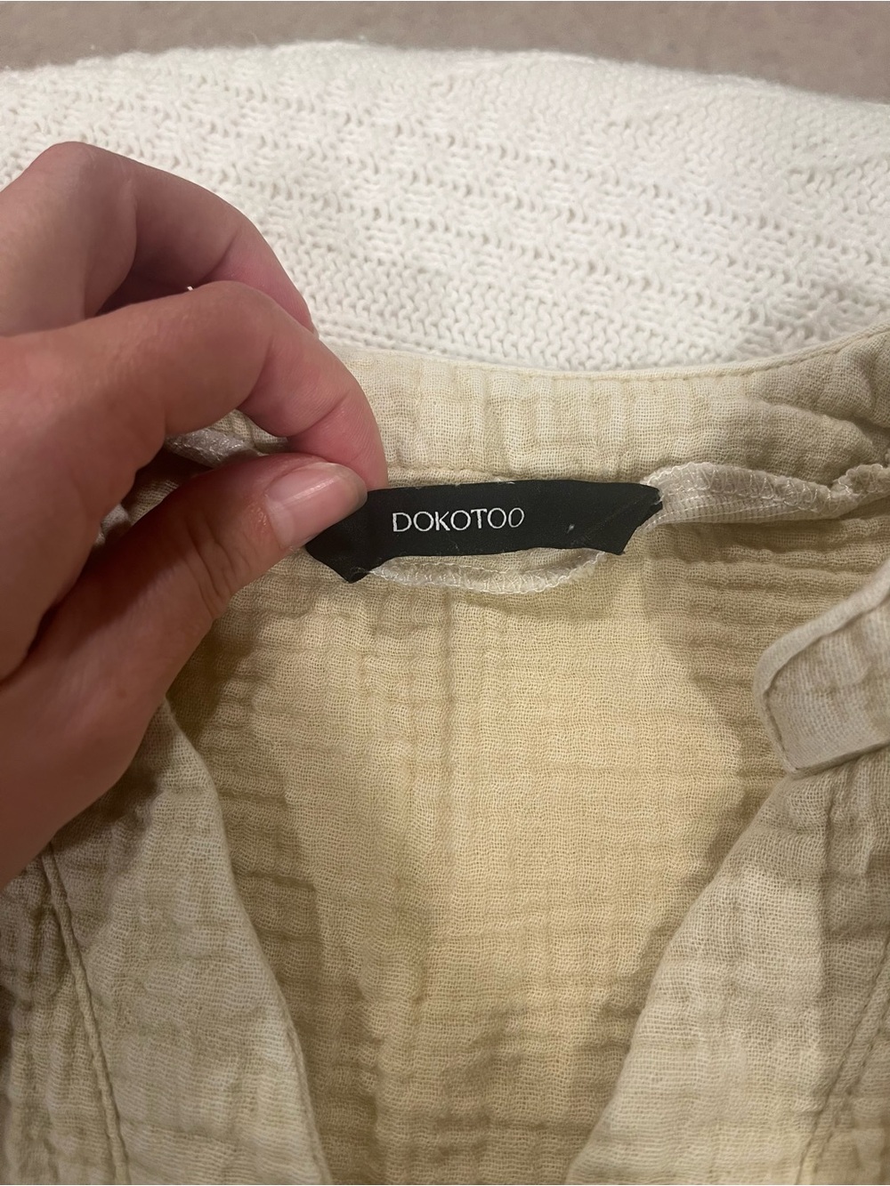 Dokotoo Beige Double Gauze Cotton Henley Tunic Top - Size Medium - Picture 3 of 7